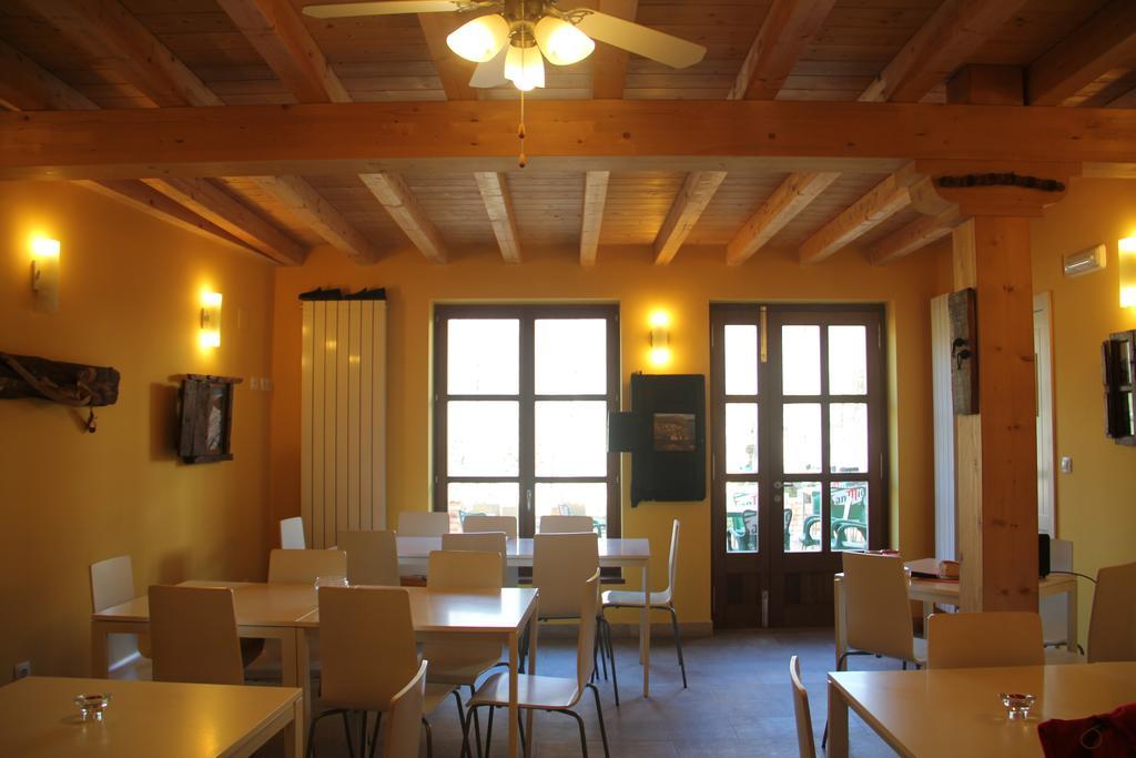 Hostel Curavacas Triollo Bagian luar foto