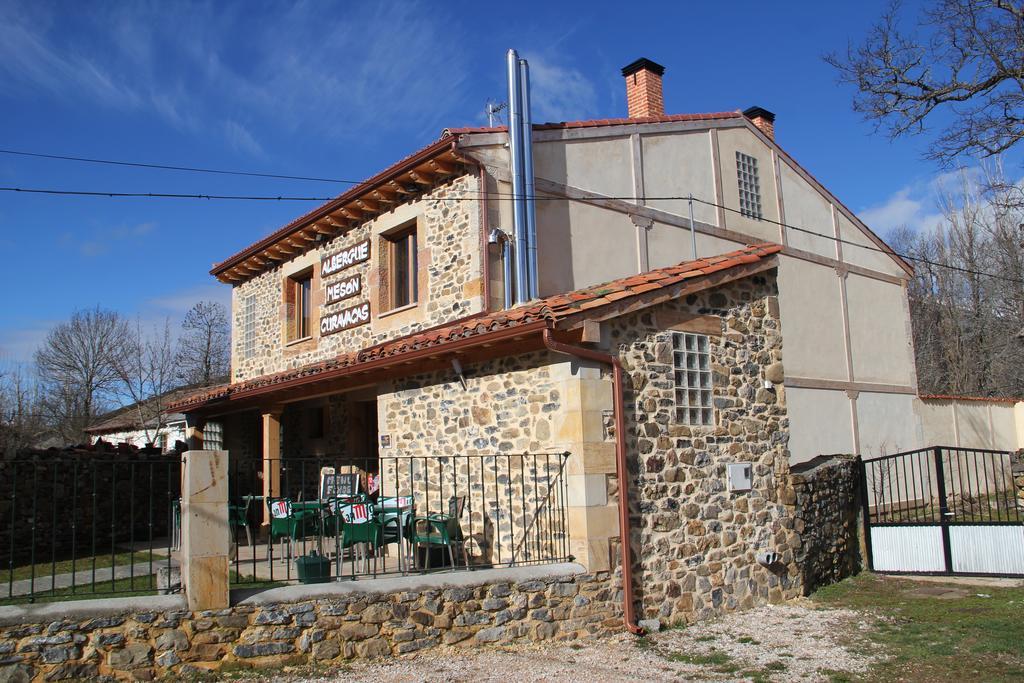 Hostel Curavacas Triollo Bagian luar foto