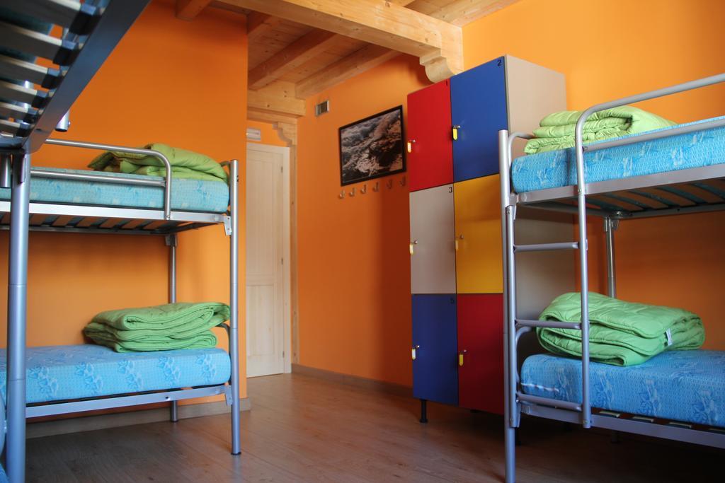 Hostel Curavacas Triollo Ruang foto